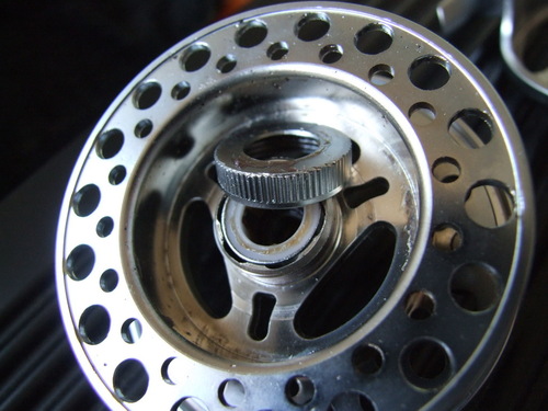 【钓鱼】图示飞蝇轮左右手互调方法