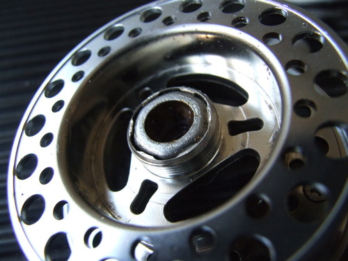 【钓鱼】图示飞蝇轮左右手互调方法