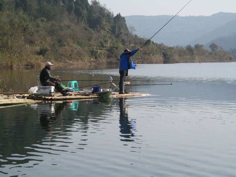 冬钓鲫鱼需注意的几点