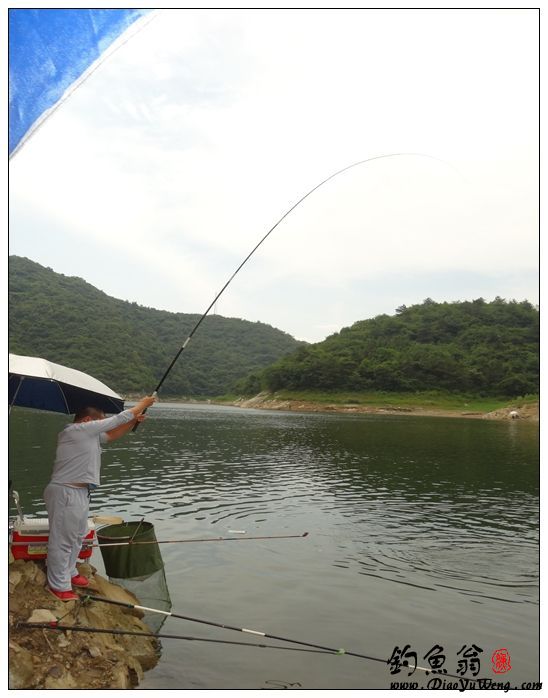 免费水库如何钓鲢鳙 130U51431-8.jpg