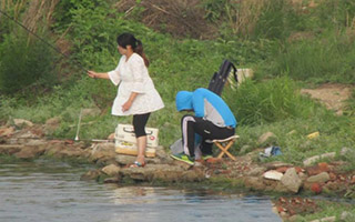 洋河野钓鲫暴爽，偶遇巾帼女钓手