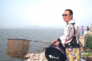 钩尖江湖第一季37 征战巨龙湖前的准备 [视频]