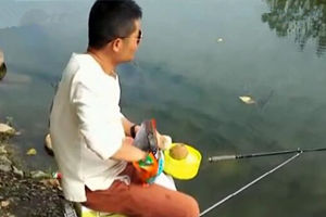 饵目一新21：秋钓如何解决坑塘小杂鱼闹窝 [视频]