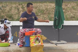 地瓜钓鱼：中秋河北武强黑坑偷驴记（下） [视频]