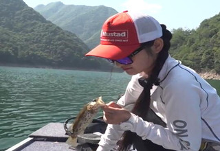 Basshow路亚 美女钓手第一次钓鳜鱼 [视频]