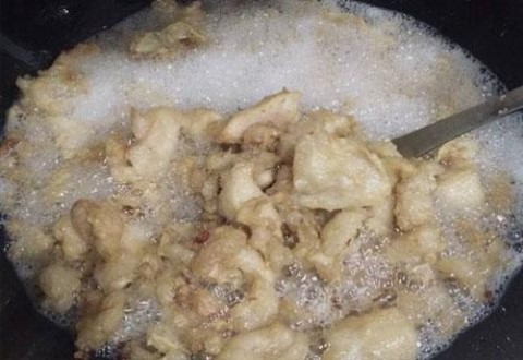 这款羊油饵料配方用来钓鲫鱼真不错